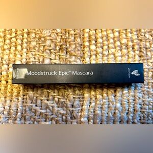 YOUNIQUE Moodstruck Epic Twisted Mascara